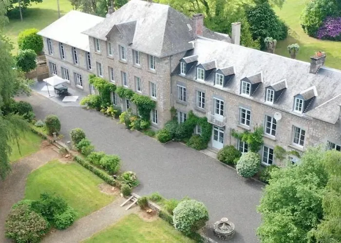 Holiday home Chateau De Vaudezert And The Gate House *