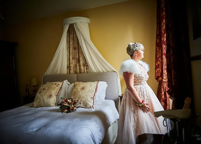 Holiday home Chateau De Vaudezert And The Gate House Juvigny-Val-d'Andaine